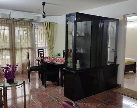 Silver Oaks Flat Sc Golf Links Road Kowdiar Thiruvananthapuram By Probity Ventures Kültér fotó