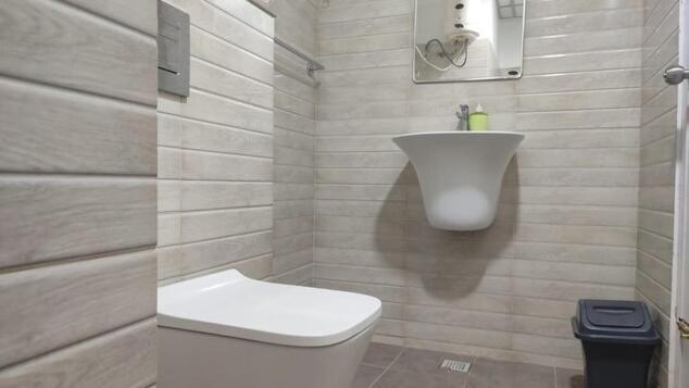 Silver Oaks Flat Sc Golf Links Road Kowdiar Thiruvananthapuram By Probity Ventures Kültér fotó